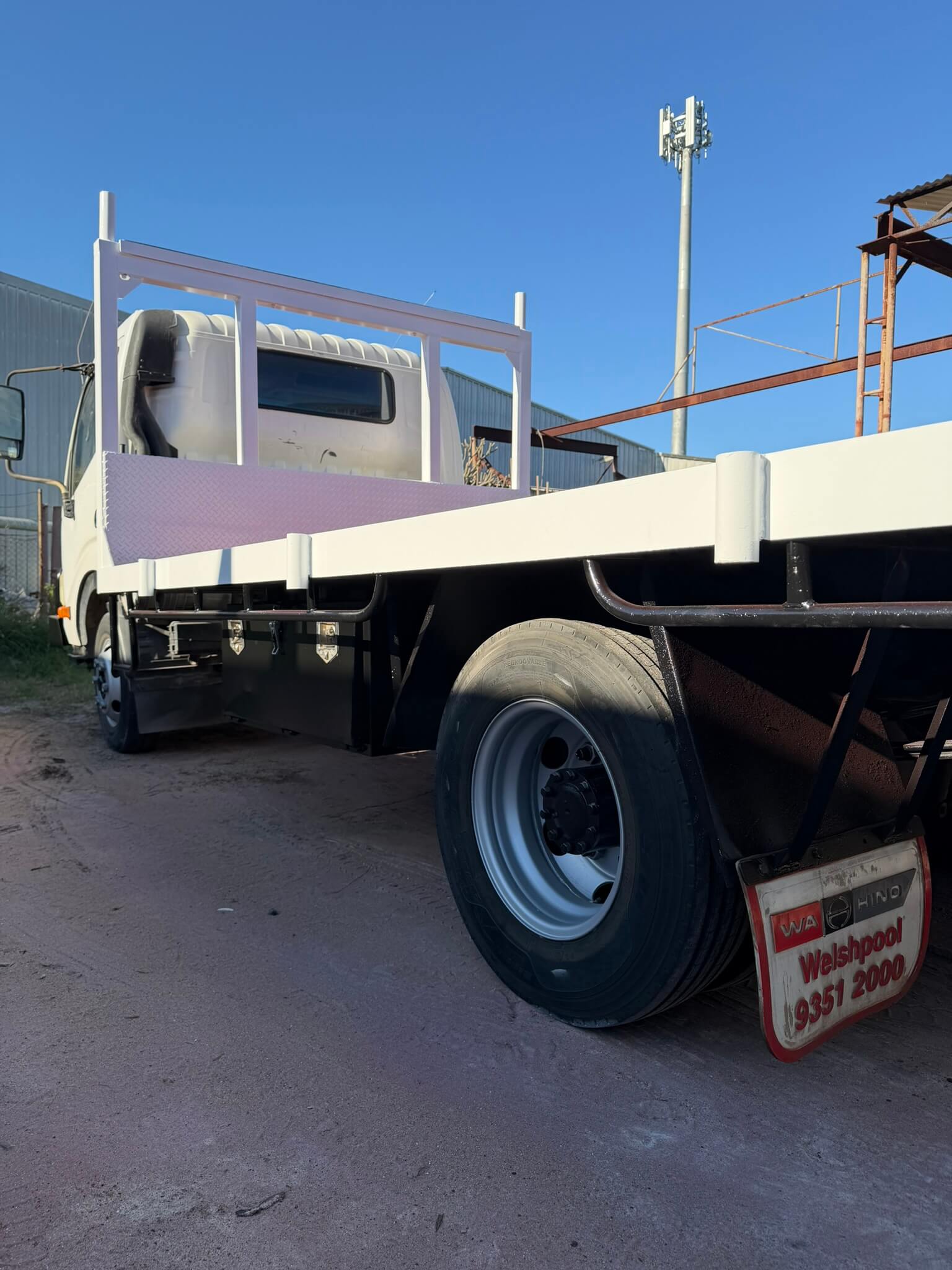 The same truck tray and gantry blasted and recoated in white with black chassis and toolboxes