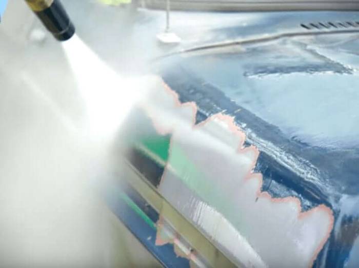 Paint removal with dustless blasting on a job in the Perth metro area
